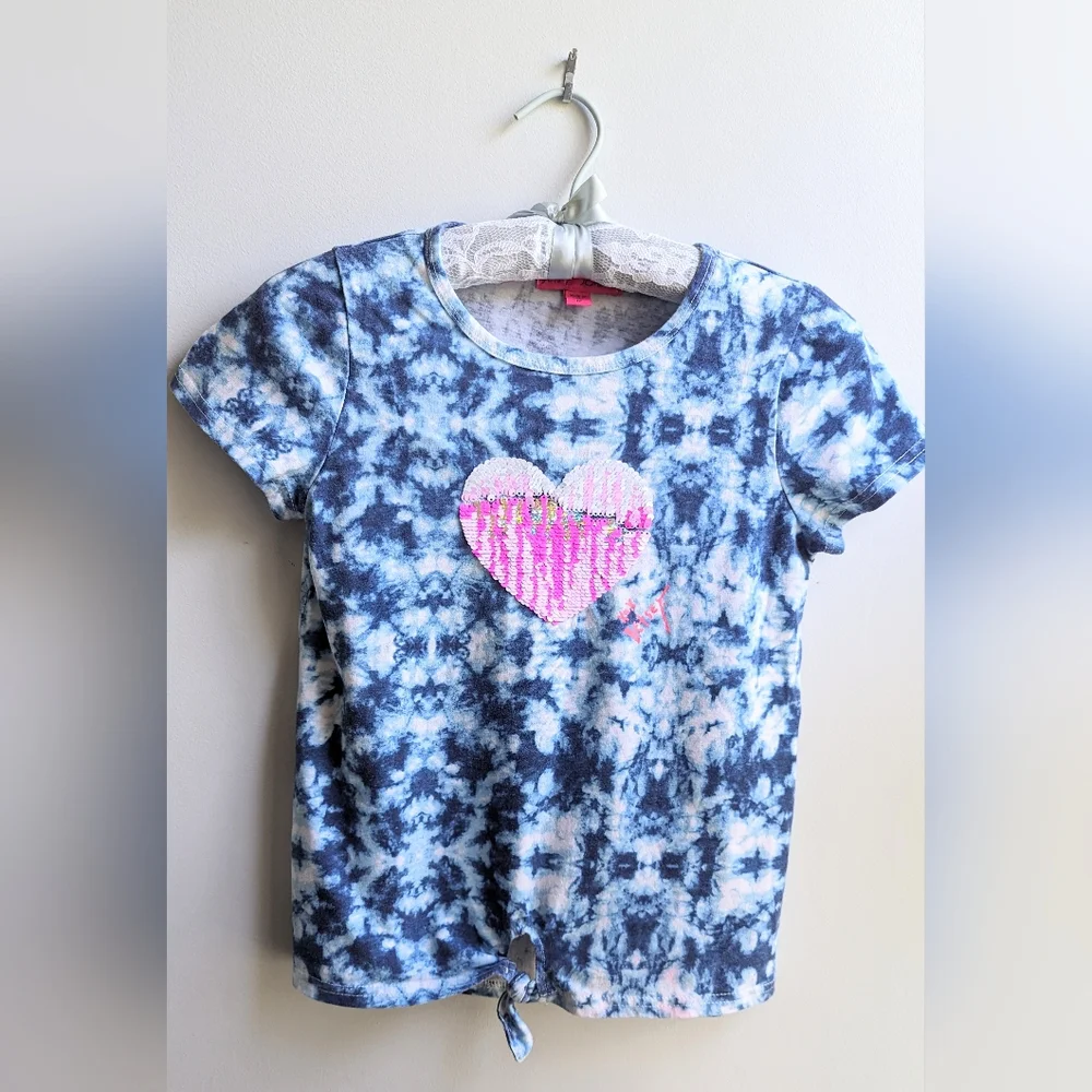 Betsey Johnson Tie-dye Pattern T-shirt with Sequin Heart Size 12
